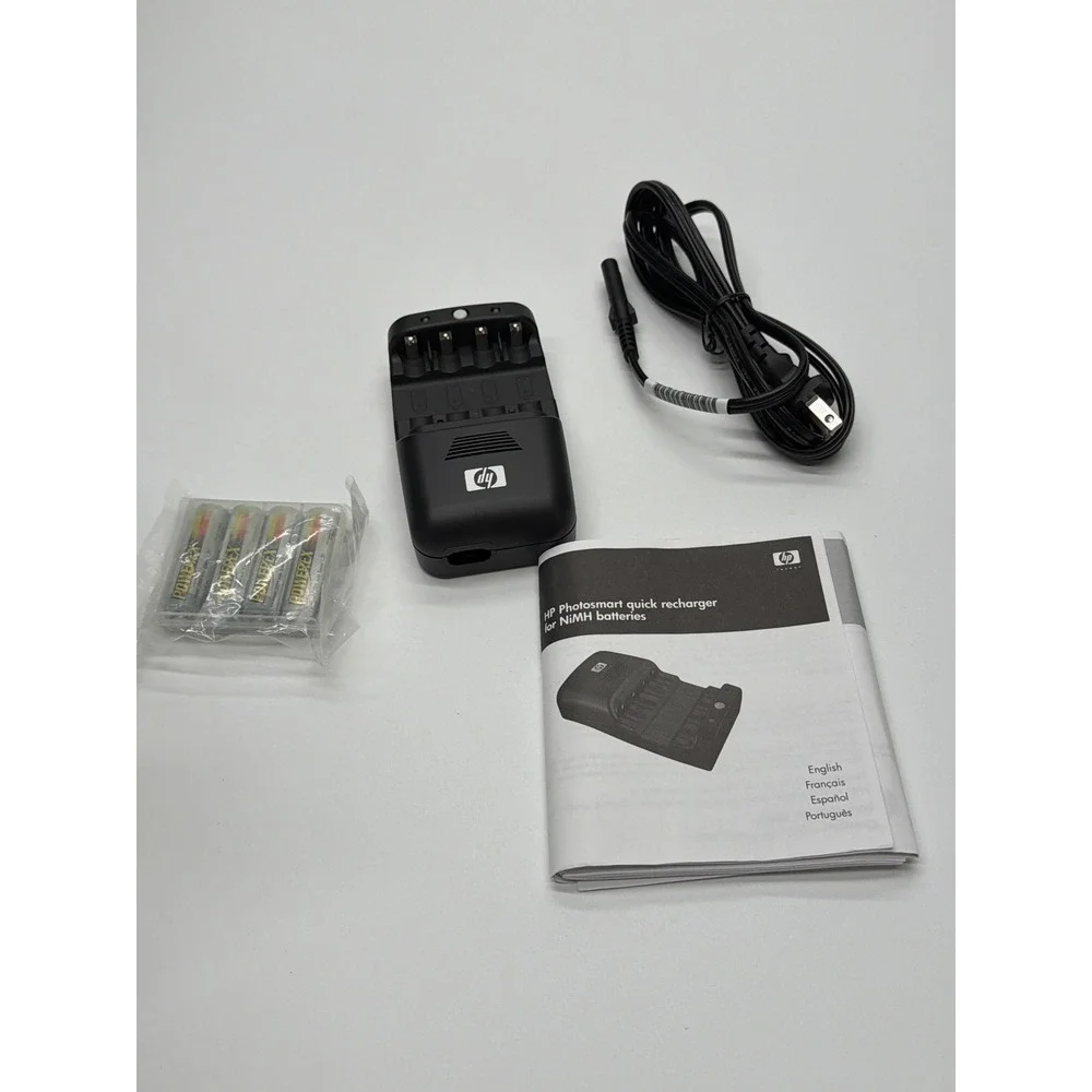 HP Photosmart M-series Quick Recharge Kit‎ L1815A NiMH Batteries Case 1-Hour